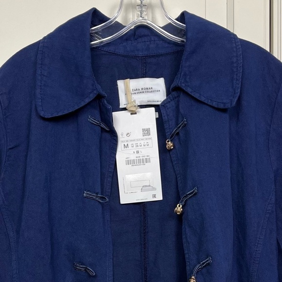 Zara NWT | Denim Jacket with Gold Toggles Closure Size Medium - Picture 4 of 7